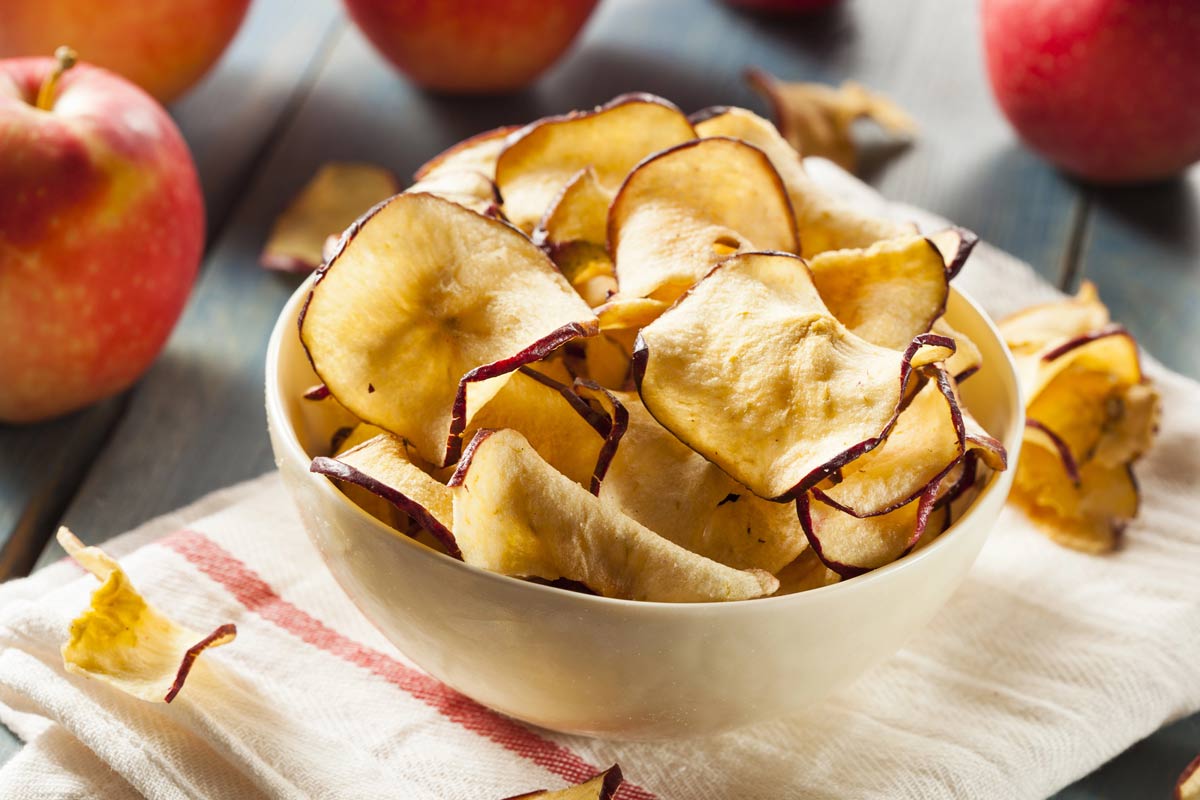 Easy Homemade Apple Chips: Oven & Air Fryer Recipe Guide